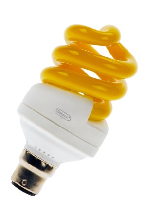 Bug Lamp B22d 240V 18W Yellow