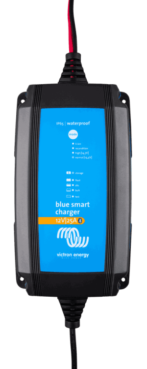 Blue Smart IP65 Charger 12/25 + DC connector
